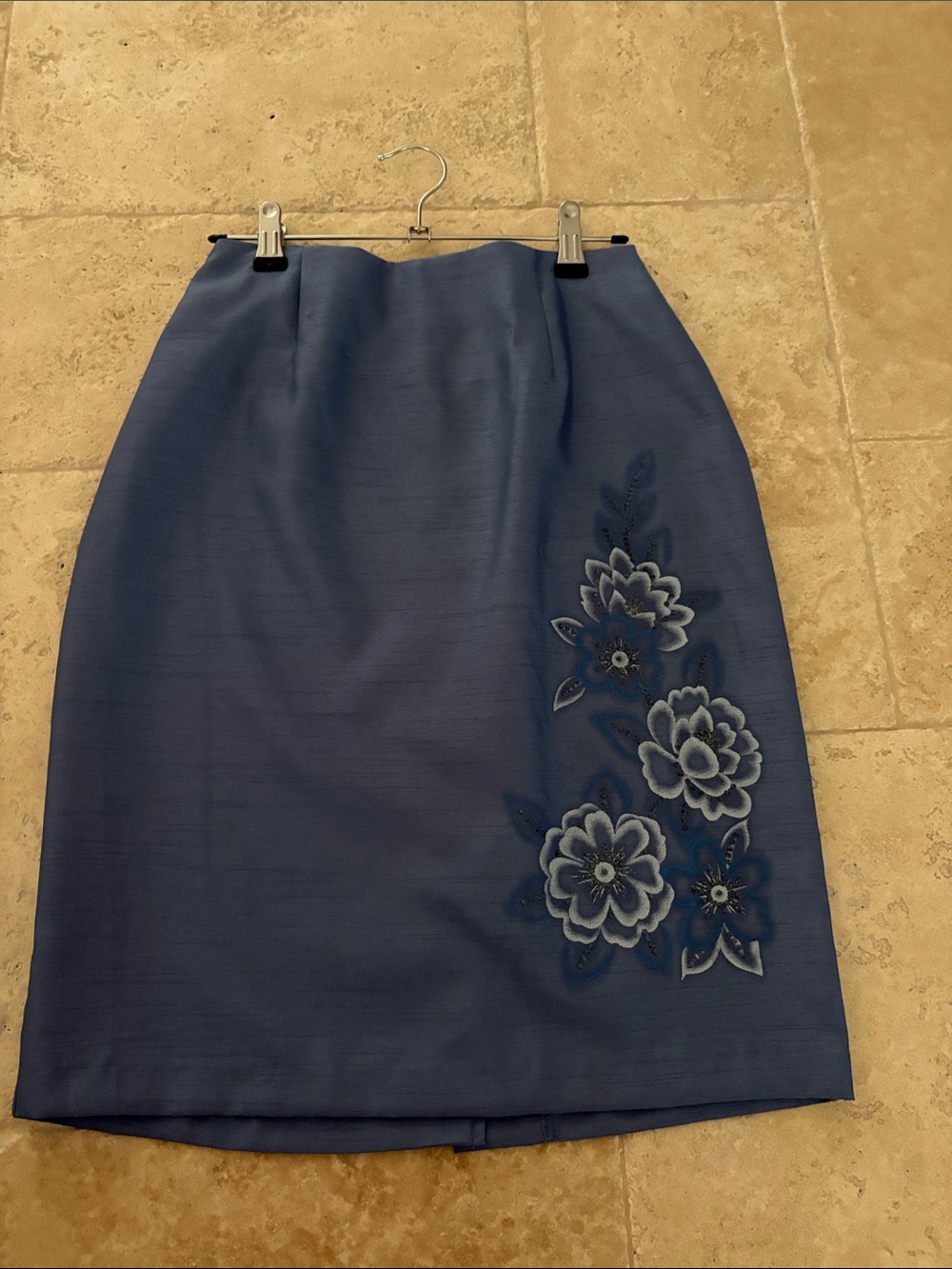 AGB Blue Floral Embroidered Pencil Skirt